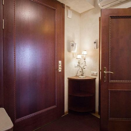 Old Riga Terrace Apartment Bagian luar foto